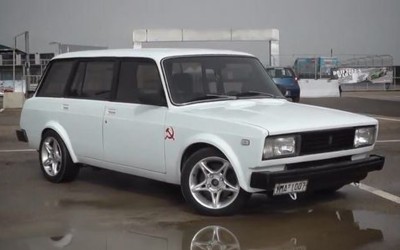 Κατασχέθηκε το Lada που τα βάζει με Porsche