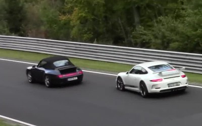 Ψύχραιμος ο οδηγός της Porsche… (VIDEO)