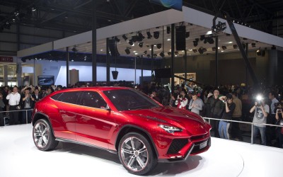 Υβριδική Lamborghini Urus με τιμή 1.5 εκατ. ευρώ

