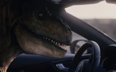 Ο T-REX βρίσκει τo «χαμόγελό» του μέσα σε Audi (video)