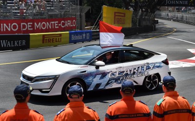 Ο Πρίγκιπας Αλβέρτος και το Honda υδρογόνου