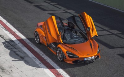 Μία McLaren από τουβλάκια Lego
