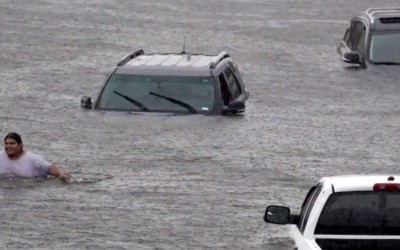 60 ζωές χάθηκαν και πάνω από 1 εκατ. οχήματα είχαν ζημιές