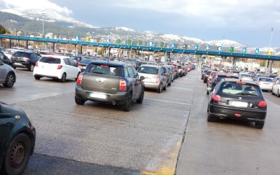 Διόδια σε Βαρυμπόμπη-Αγ. Στέφανο: Αναβολή μέχρι να γίνουν αναλογικά