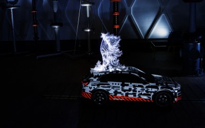 Το ηλεκτρικό SUV της Audi σε κλωβό Faraday!