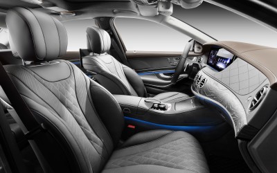 Πώς είναι μέσα το κάθισμα της Mercedes-Benz S-Class; (vid)
