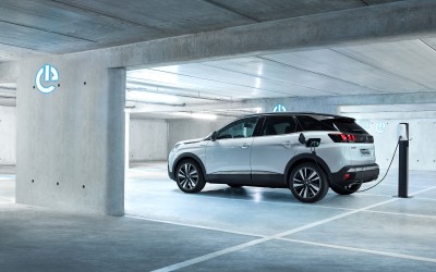 Τα ηλεκτρικά Peugeot προ των πυλών