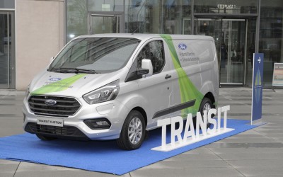 Δοκιμές για το Ford Transit Plug-In Hybrid Van στην Κολωνία