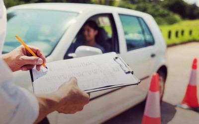 Αναστέλλονται οι εξετάσεις για την άδεια οδήγησης