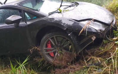 Επισκευή της κατεστραμμένης Lamborghini (video part 2)
