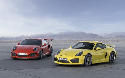 Porsche: Αρνείται να εγκαταλείψει τους βενζινοκινητήρες 