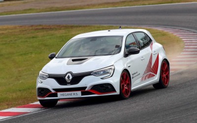 Το ρεκόρ στη Suzuka εκ των έσω! (video)