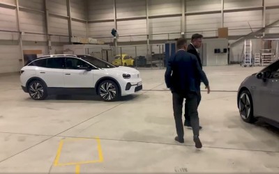 Αποκάλυψη: Το ηλεκτρικό SUV Volkswagen ID.4 (video)
