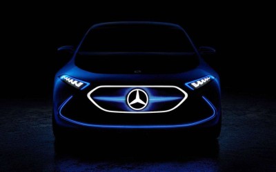 Τι προβλέπει το πλάνο της Mercedes-Benz για χειροκίνητα κιβώτια και κινητήρες εσωτερικής καύσης