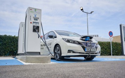 Η Nissan και η Easycharger κάνουν πραγματικότητα τα ταξίδια μεγάλων αποστάσεων με ηλεκτρικά οχήματα στην Καταλονία