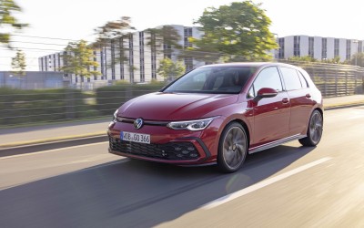 Πόσο κάνουν τα γρήγορα Volkswagen Golf GTI και Clubsport; 