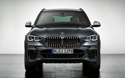 H θωρακισμένη BMW X5 που αντέχει σε επίθεση με Kalashnikov και εκρηκτικά TNΤ (video)