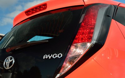 Με θερμικό κινητήρα και πινελιές crossover το νέο Toyota Aygo