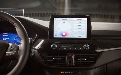 Με το B&O Beosonic οι οδηγοί Ford διαμορφώνουν τον τέλειο ήχο μέσω αφής