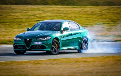 Η Alfa Romeo εγκαταλείπει την πισωκίνητη πλατφόρμα Giorgio και περνάει στην εξηλεκτρισμένη εποχή του Ομίλου Stellantis