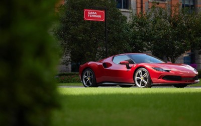 Απογείωση για τη Ferrari!