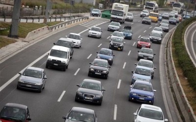 Τεράστια πρόστιμα για τέλη κυκλοφορίας με τον μήνα. Τι λάθος έγινε;