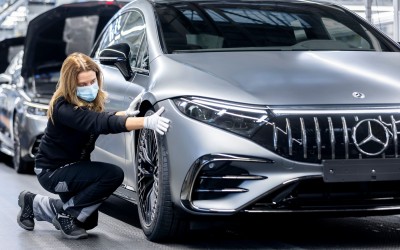 Τι άλλαξε στο όνομα της Mercedes-Benz; 