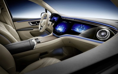  Με οθόνη 56 ιντσών το ηλεκτρικό πολυτελές SUV της Mercedes 