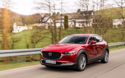 Ετοιμοπαράδοτο το Mazda CX-30 με νέες εκδόσεις (Τιμές) 