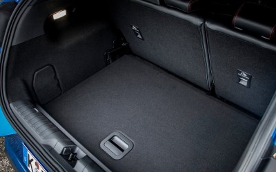 Σπορτίφ B-SUV με έξυπνο πορτμπαγκάζ έως 456 lt και έως 200 ίππους – Ποιο είναι;