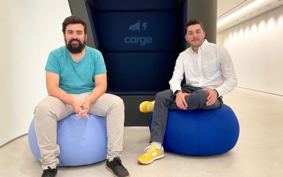 Ποια είναι η ελληνική εταιρεία φόρτισης Carge που εξαγοράστηκε από τη ΔΕΗ; 