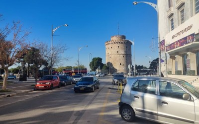 Θεσσαλονίκη: Νταής οδηγός παραβίασε το STOP και χαστούκισε γυναίκα 