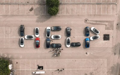 Αγανακτισμένοι κάτοχοι Tesla απειλούν με απεργία πείνας!