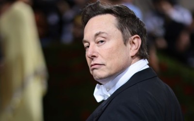 Ο Elon Musk απολύει χιλιάδες εργαζομένους – Τον αποκαλούν Γκεστάπο 