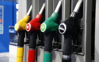 5 αλήθειες για τις τιμές των καυσίμων στην Ελλάδα - ΣΕΕΠΕ