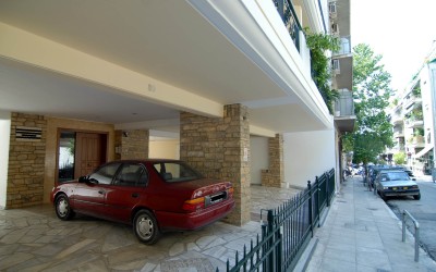 Πόσα σπίτια έχουν δικό τους parking στην Ελλάδα;
