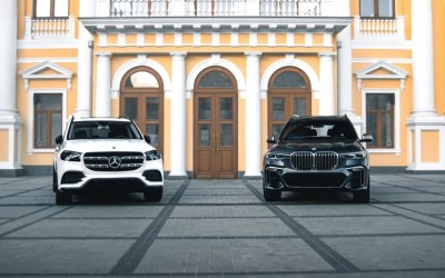 Γιατί έπεσαν οι πωλήσεις των BMW και Mercedes το 2022;