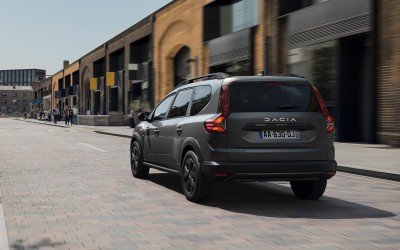 Νέο Dacia Jogger Hybrid: Τι τιμή περιμένουμε, πότε έρχεται