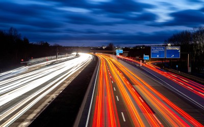 Γερμανία: Περιττό το όριο ταχύτητας, όσο αυξάνονται τα ηλεκτρικά αυτοκίνητα!