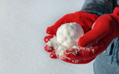 Βόλος: Συνελήφθη 15χρονος για… χιονόμπαλες!