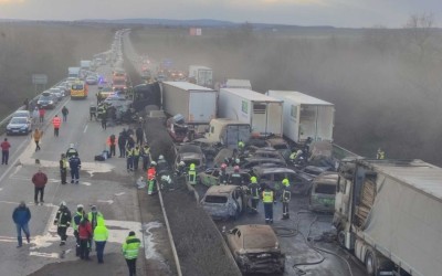Νέα καραμπόλα 40+ οχημάτων - Δείτε το σοκαριστικό Video