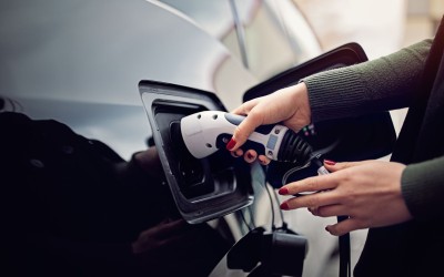 Επιδότηση έως 100.000 ευρώ για ηλεκτρικά στην Ελλάδα! – Ποια οχήματα θα αφορά