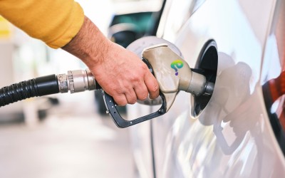 «Καμπανάκι» από τον Carlos Tavares: Τα e-fuels θα προκαλέσουν χάος!