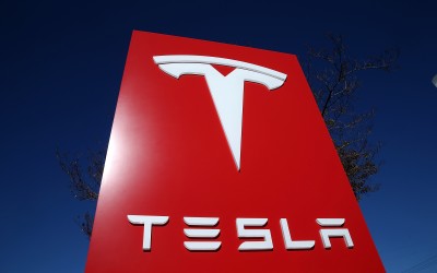 Tesla: 18 τομείς που εμπλέκεται εκτός από την κατασκευή αυτοκινήτων! 