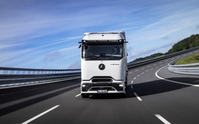 Το τρομερό φορτηγό eActros 600 της Mercedes είναι εδώ - Αθόρυβο και δεν καίει λίτρο diesel [video]