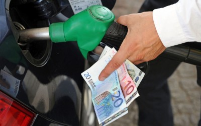 Πάτρα: Πώς 2 γυναίκες τσέπωσαν 300.000 ευρώ από μεγάλο βενζινάδικο 