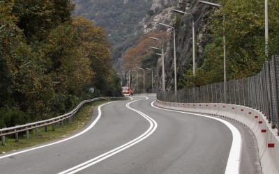 Τέμπη: Κλειστά και τα δύο ρεύματα κυκλοφορίας 
