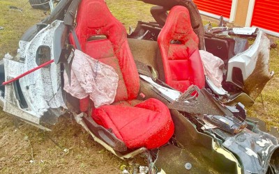 Ατύχημα που κόβει την ανάσα – Το supercar κόπηκε σε 4 κομμάτια 