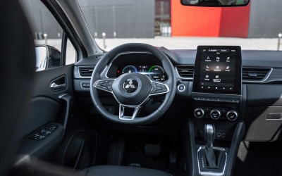 Το νέο B-SUV της Mitsubishi που έχει 143 ίππους και καίει 4,7 lt στα 100 km