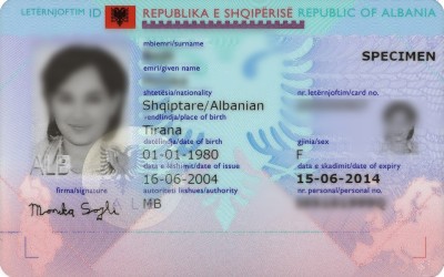 Μπορώ να οδηγήσω στην Ελλάδα με αλβανικό δίπλωμα;